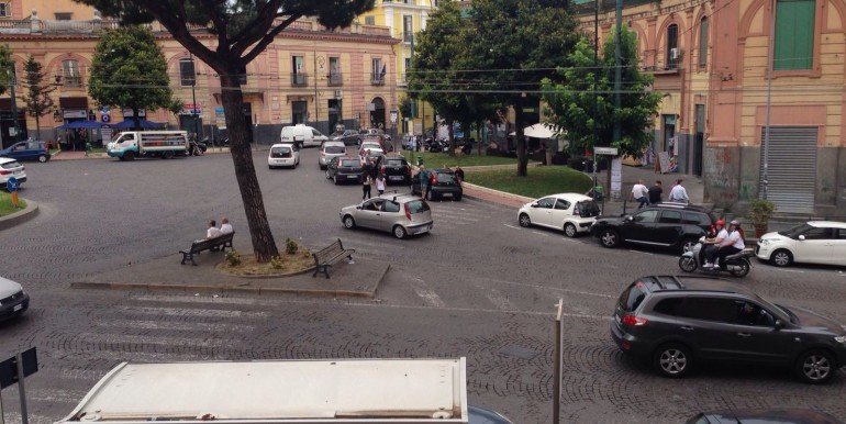 Vendesi Appartamento Piazza San Ciro Portici (NA)
