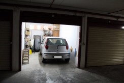 Vendesi Box Auto Viale I Melina Portici Na Vendesi Box Auto Viale I Melina Portici Na