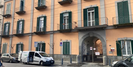 Vendesi Appartamento Corso Garibaldi 223 Portici Na