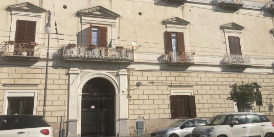Vendesi Appartamento Corso Garibaldi 208 Portici Na