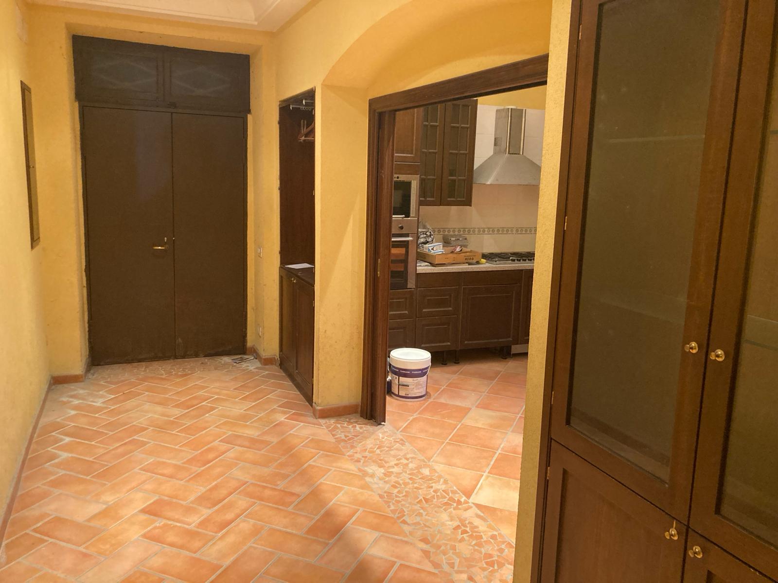 Vendesi Appartamento Corso Giuseppe Garibaldi Portici Na