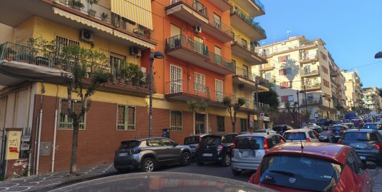 Vendesi Appartamento Locato Via Libertà Portici Na